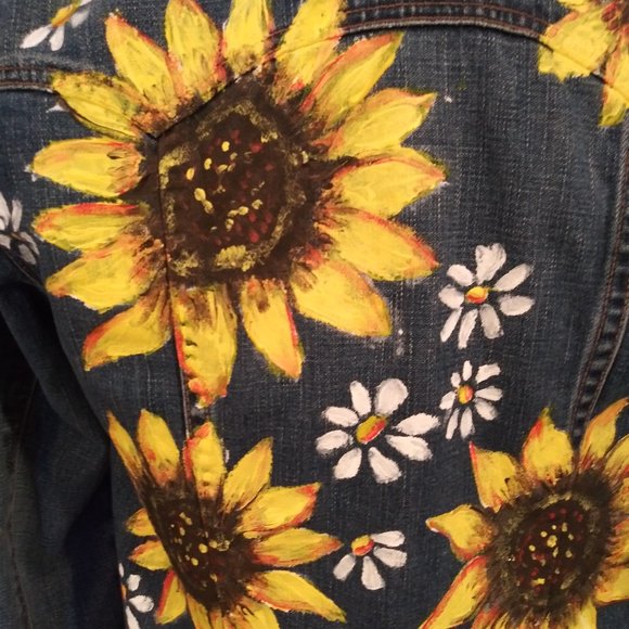 240 Size XS Gap Jean Jacket - Picture 2 of 3